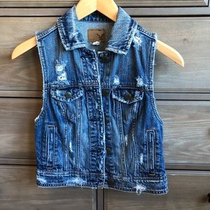 American Eagle Jean Vest